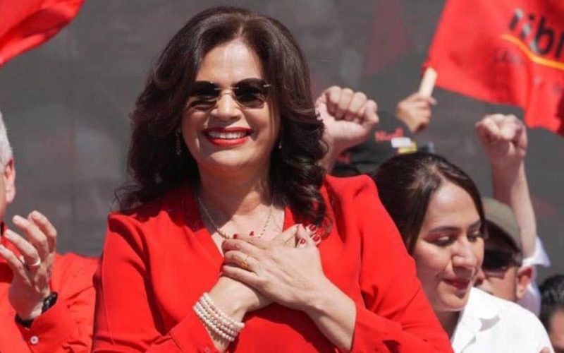 Rixi Moncada implicada en escándalos de corrupción estatal