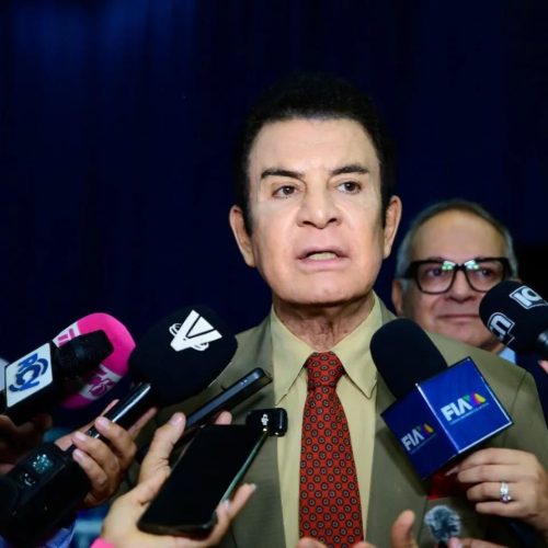 Denuncia de Nasralla: gobierno de Honduras manipula el COVID-19 para silenciar a la oposición