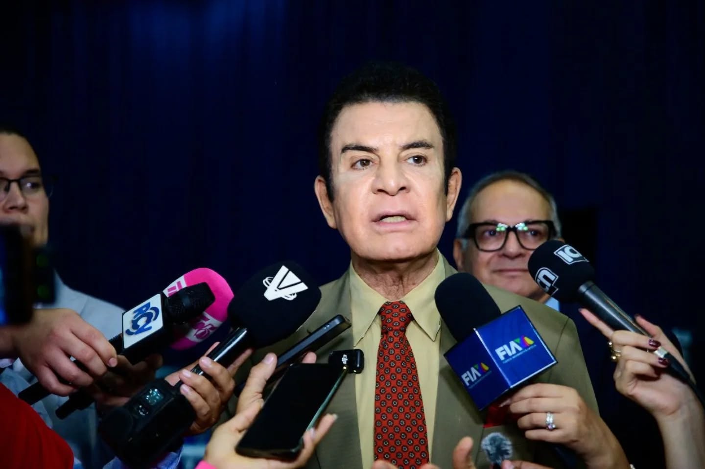 Denuncia de Nasralla: gobierno de Honduras manipula el COVID-19 para silenciar a la oposición
