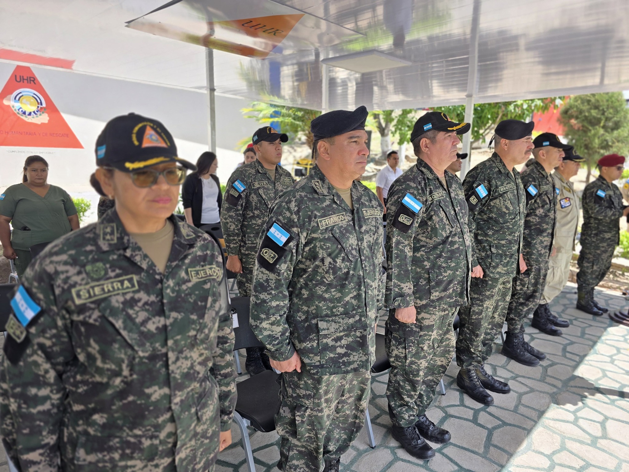 Debate sobre politización de las Fuerzas Armadas en Honduras tras rumores de fractura militar Debate sobre politización de las Fuerzas Armadas en Honduras tras rumores de fractura militar