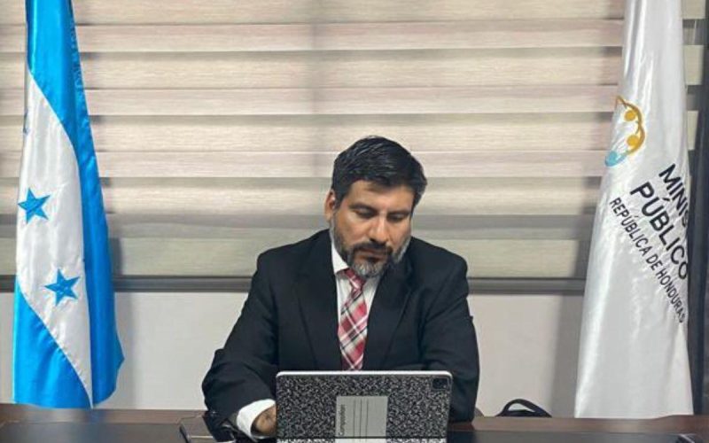 Fiscal general de Honduras enfrenta cuestionamientos por presunto sesgo hacia LIBRE