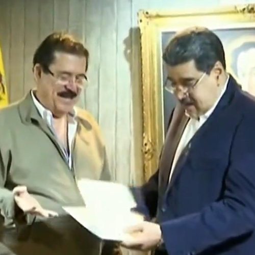 Manuel Zelaya enfrenta la sombra de la extradición y las declaraciones de Hugo “El Pollo” Carvajal