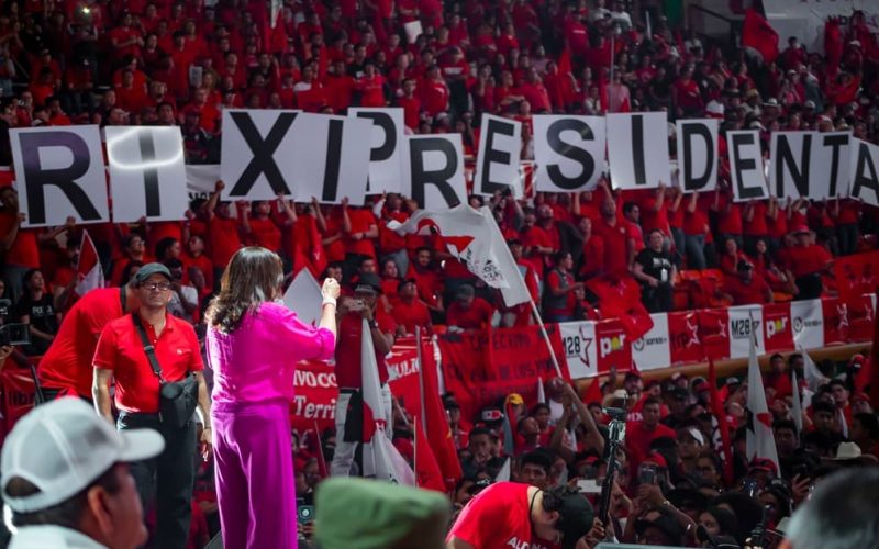 Partido LIBRE en Honduras: obstáculos de gobernabilidad y crisis interna Partido LIBRE en Honduras: obstáculos de gobernabilidad y crisis interna