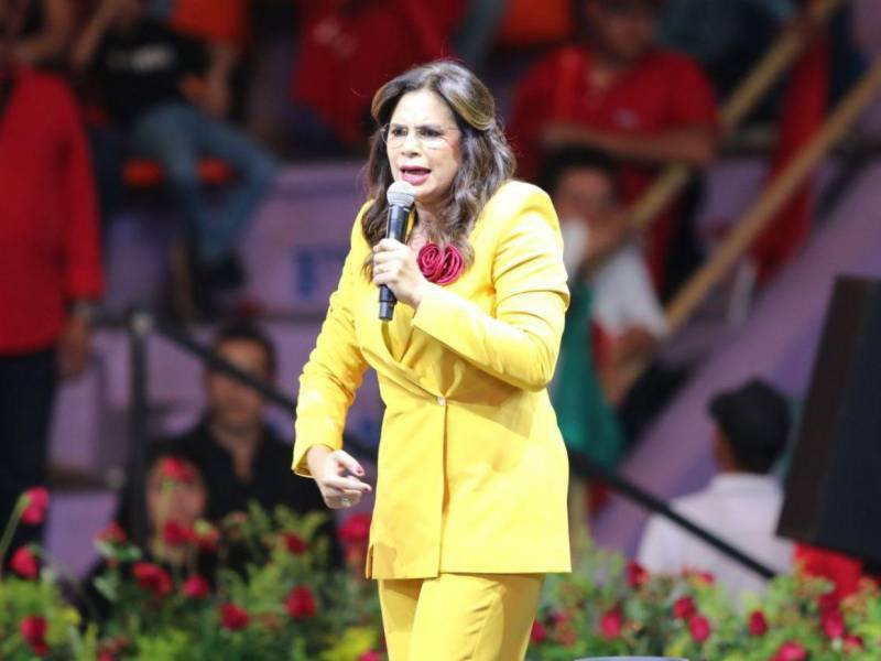 Encuestas muestran caída de LIBRE: Rixi Moncada ahora en tercer lugar