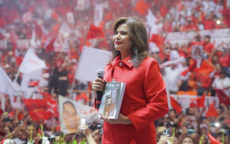 Mal momento para LIBRE: Rixi Moncada cae en las encuestas Mal momento para LIBRE: Rixi Moncada cae en las encuestas