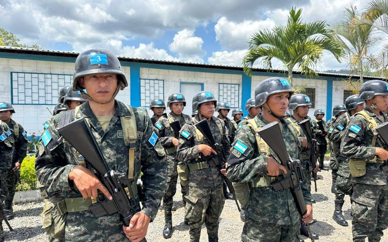 Preocupación por salarios de generales en Honduras: ¿Impacto en la objetividad militar?