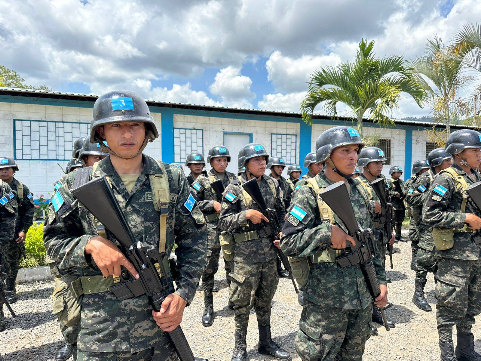 Preocupación por salarios de generales en Honduras: ¿Impacto en la objetividad militar?