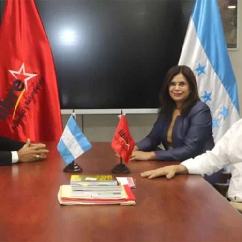 LIBRE: Bonos en Honduras, ¿Movimiento Pre-electoral Clave?